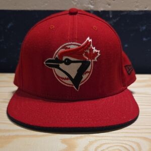 Toronto Blue Jays Classic Logo in Canada Red - New Era Hat (7 1/2)